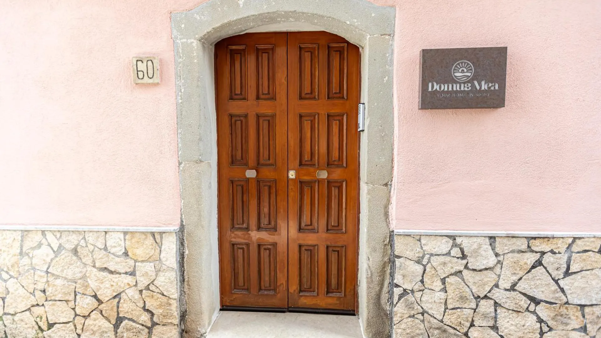 Domus Mea Daire Forza dʼAgro